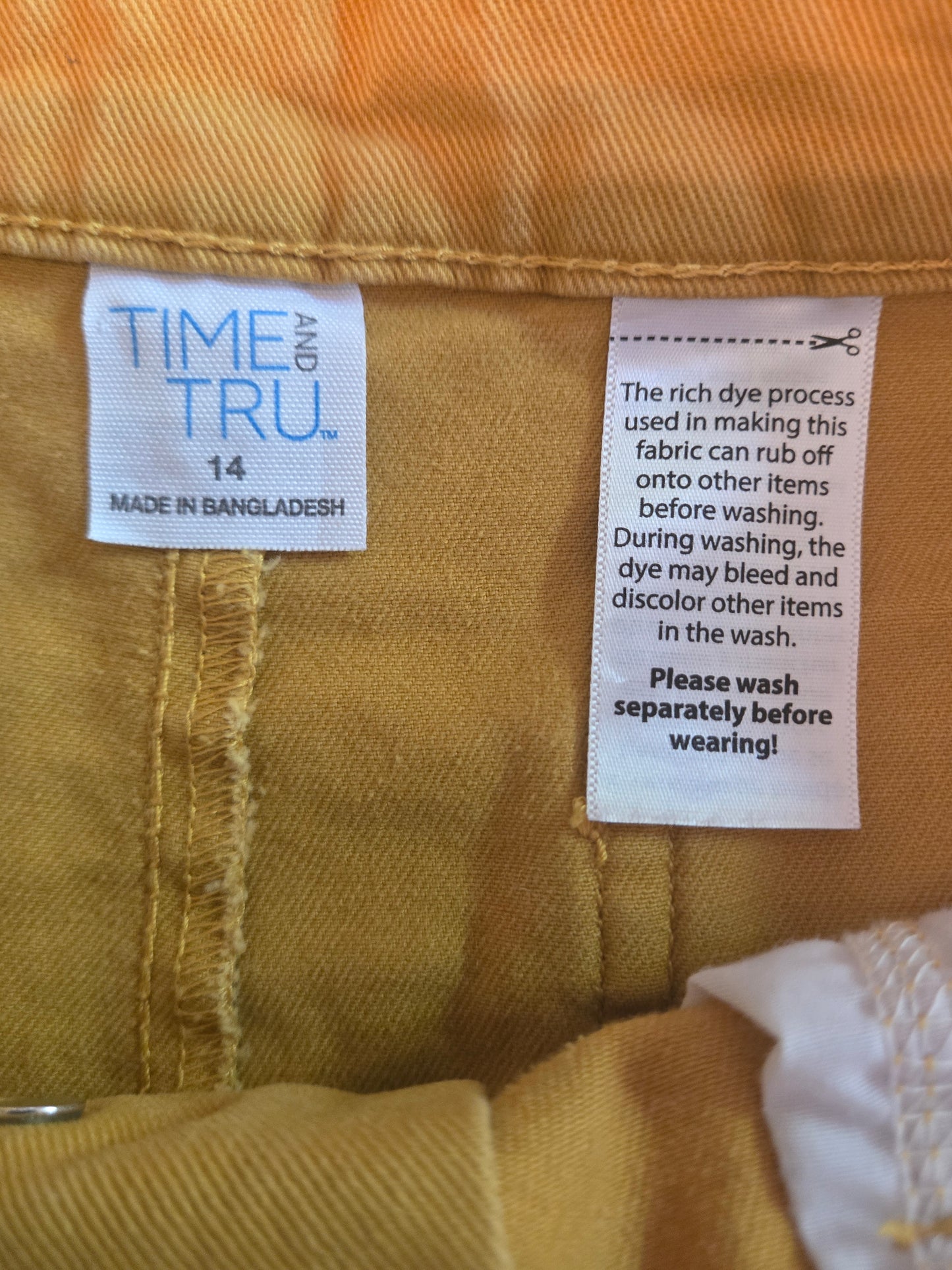 Yellow Gouchos