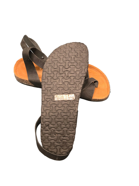 Black Size 7 Strapy Sandals