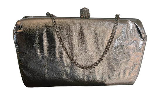 Vintage feel Clutch