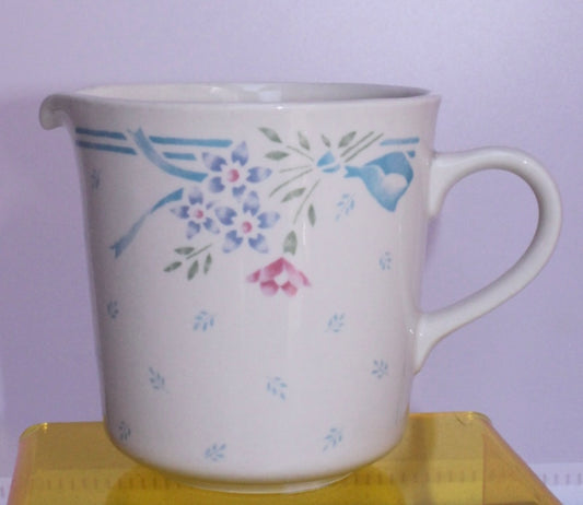 Ceramic Creamer Cup