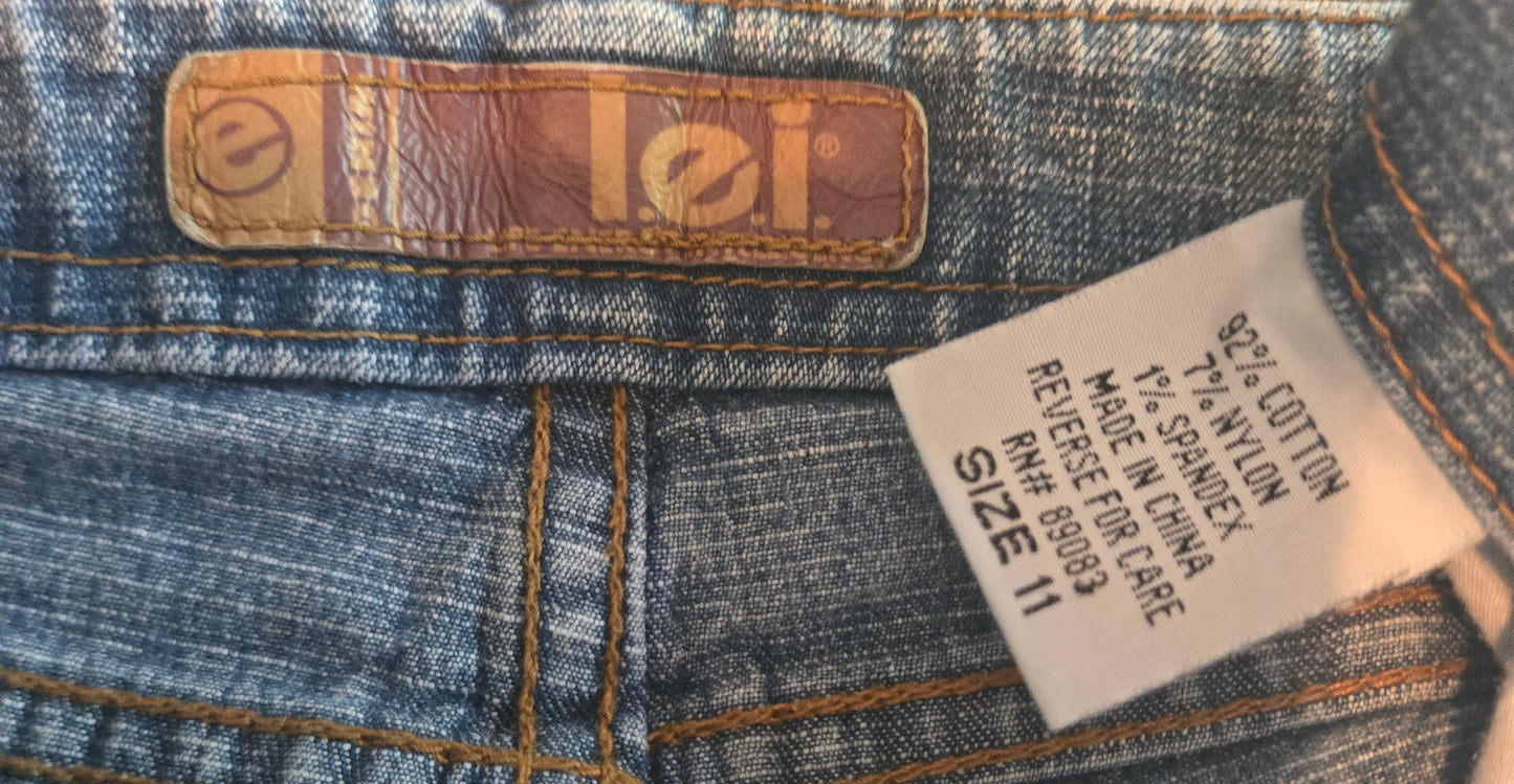 lei Size 11 Bootcut Jeans